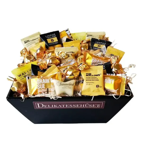 paaskekurv-med-diverse-laekkerier